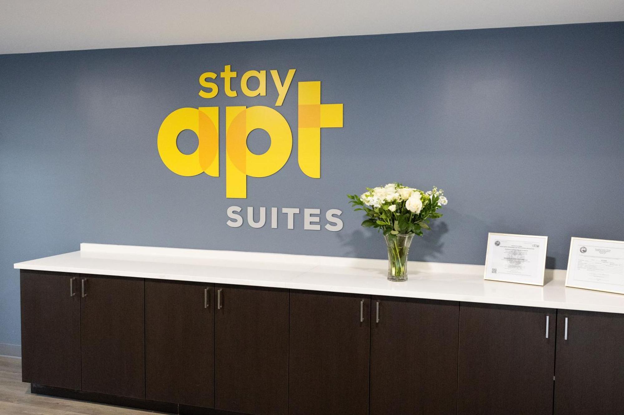 Stayapt Suites Charlotte North Гантерсвілл Екстер'єр фото